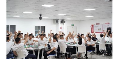 用教育將人才和企業(yè)鏈接，是創(chuàng)世紀(jì)商學(xué)院的使命