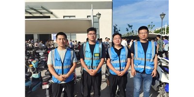 保持熱忱，時(shí)刻堅(jiān)守，是他們的寫(xiě)照